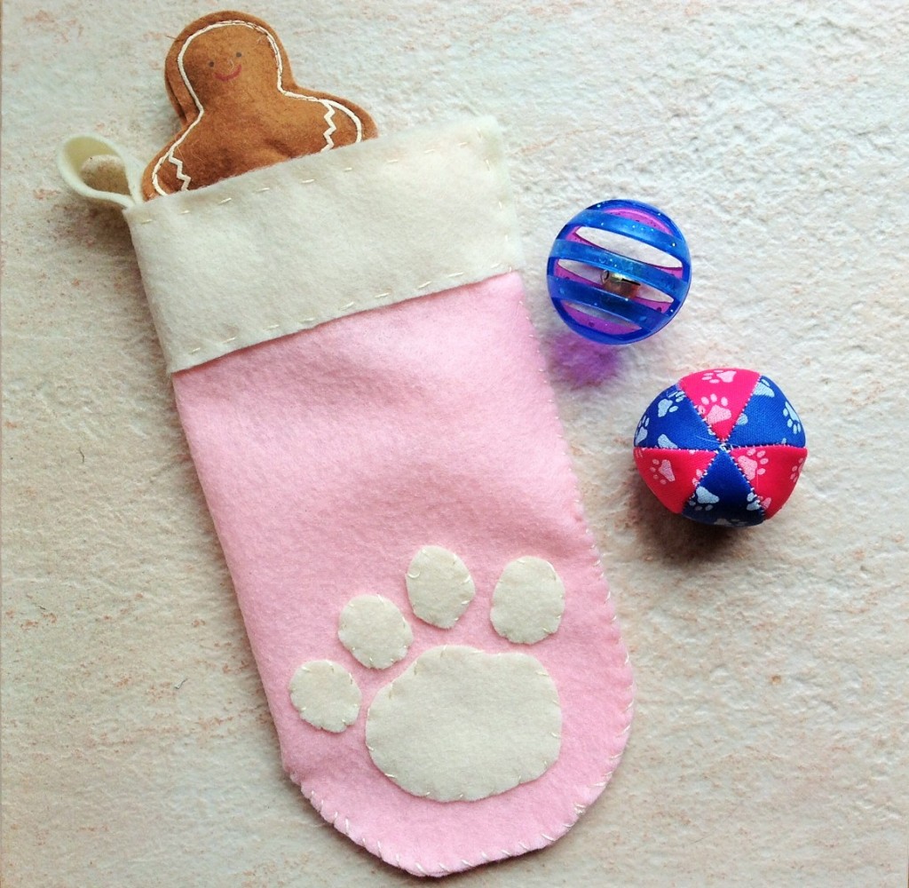 Pet paw stocking for dog or cat